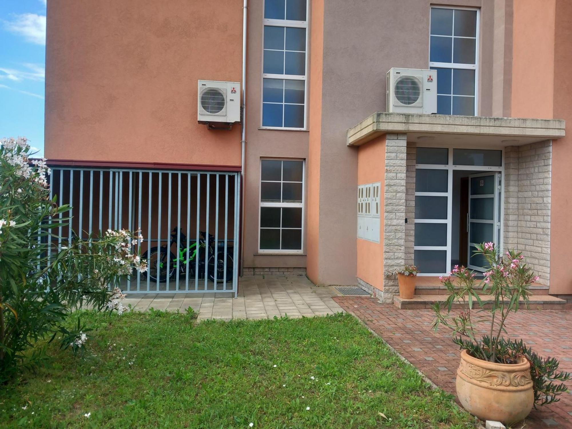 Bed & Breakfast Grgic Novigrad Istria Εξωτερικό φωτογραφία